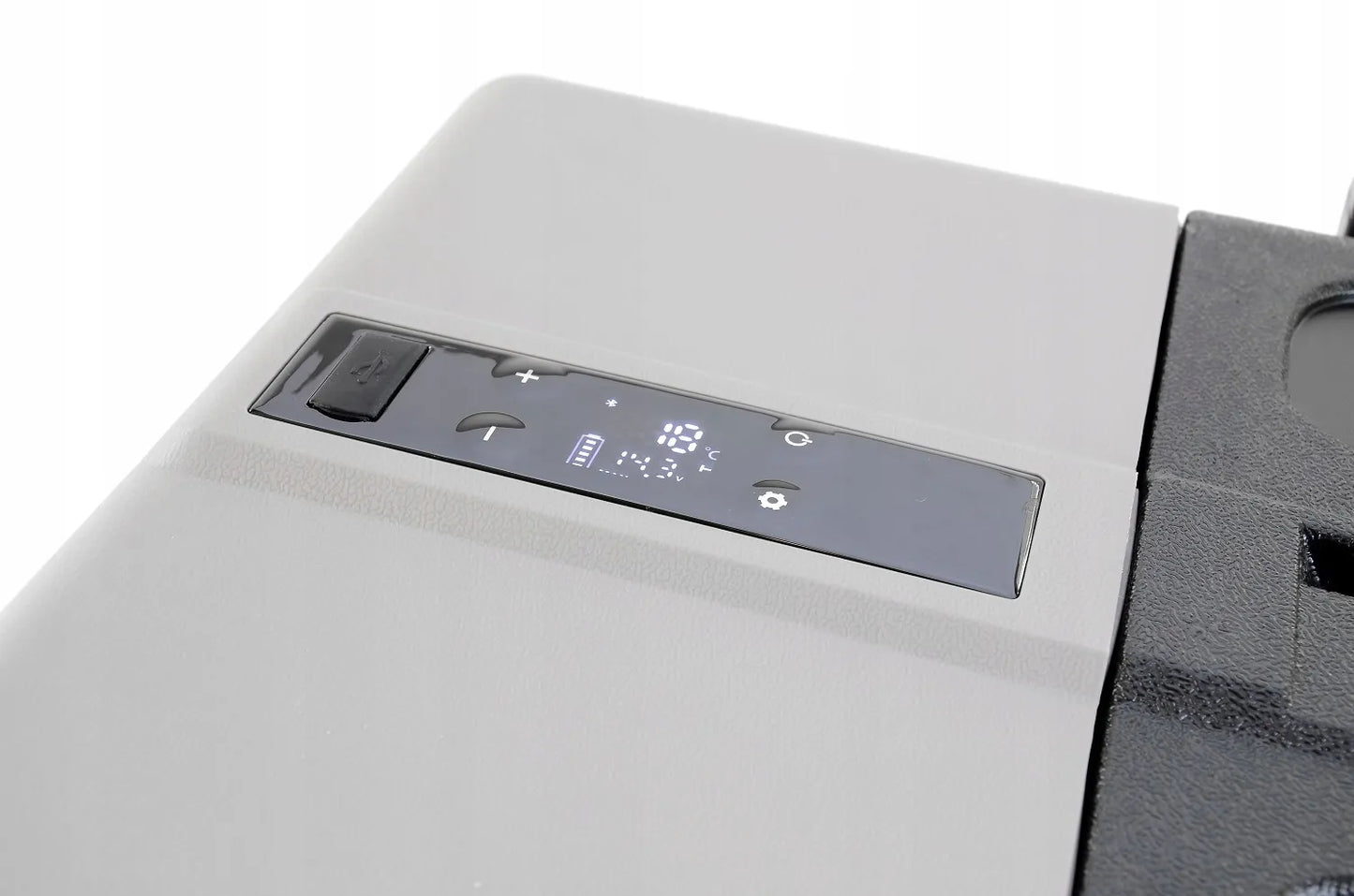 Vigo Cool kompresorinis šaldytuvas 62L 12/24/230V su šaldiklio funkcija