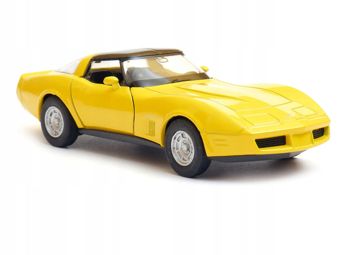 Welly „Chevrolet Corvette Coupe 1982“ modelis, 1:34–1:39