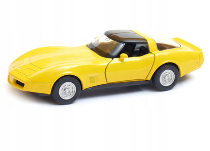 Welly „Chevrolet Corvette Coupe 1982“ modelis, 1:34–1:39